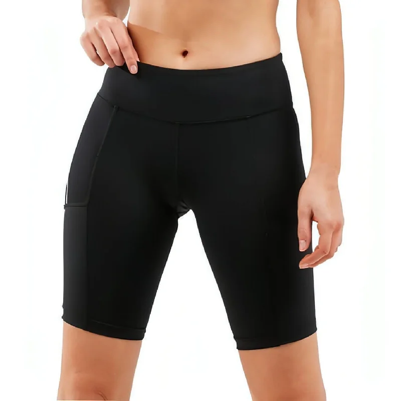 Feminine Soft - Hued Look 2XU Run Dash Mid Rise Compression Womens Short Running Tights - Black