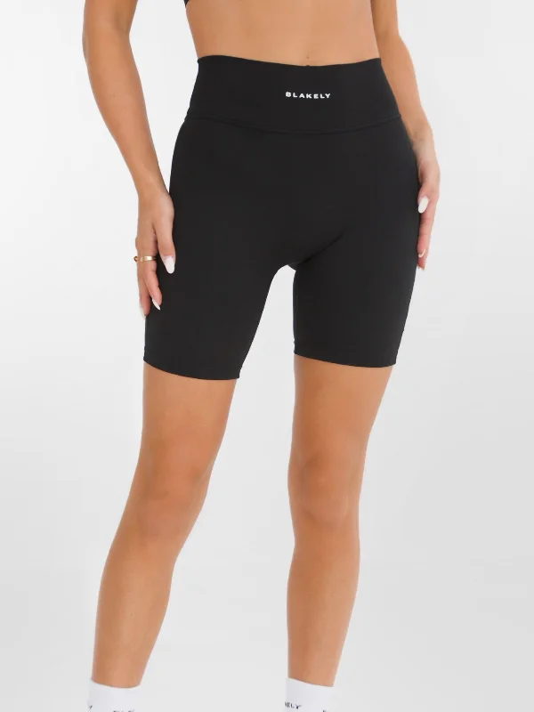 Fashion Forward Outfits Ultimate Cycling Shorts - Black