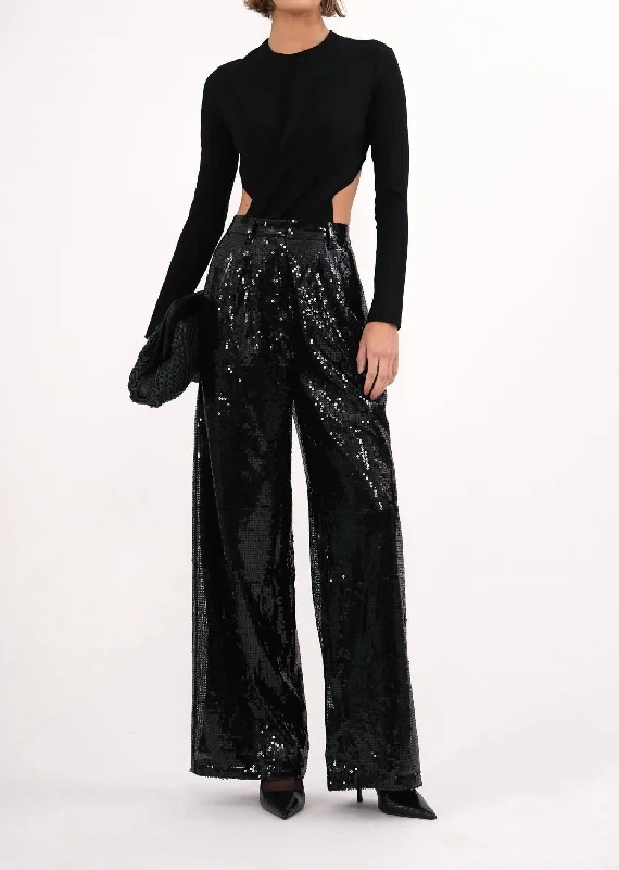 Versatile Style Wardrobe Roxanne Pants In Black