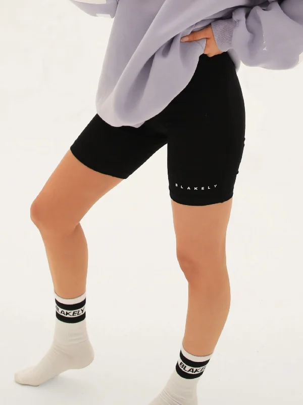 Chic Trends Unveiled Halle Cycle Shorts - Black