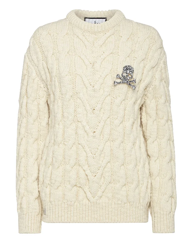 Fashionista Favorites Wool Cable Knit Pullover Brooch