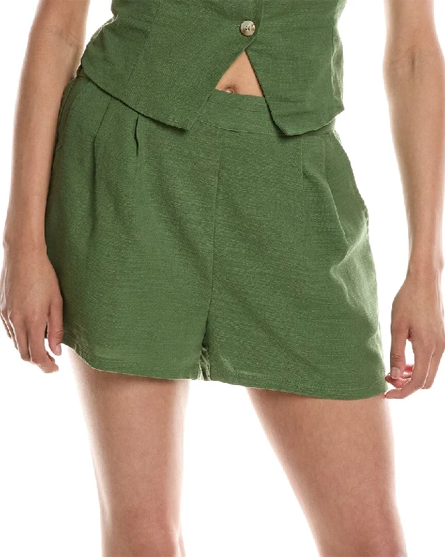 Style Versatile Women's Collection City Sleek Short