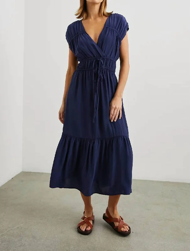 Chic Wardrobe Essentials Aletta Dress In Admiral Blue