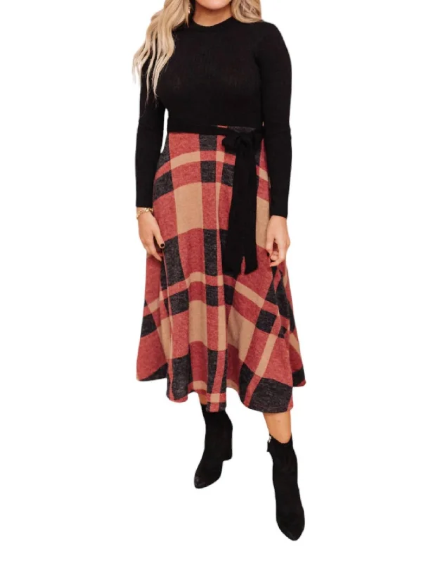 Free Spirited Fashion By The Fireplace Dress In Black And Red Plaid