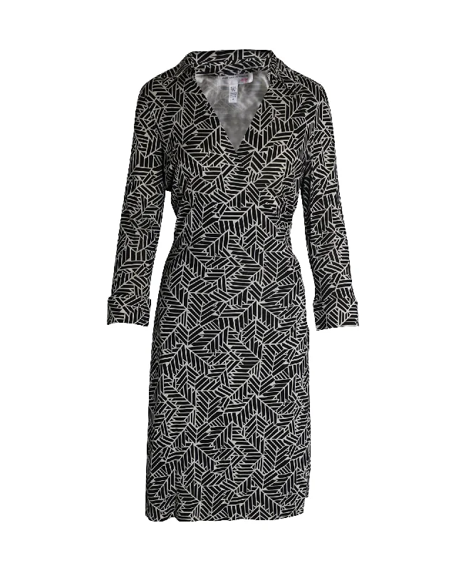 Beat The Heat In Tropical Styles Diane Von Furstenberg Geometric Pattern Wrap Dress in Multicolor Silk