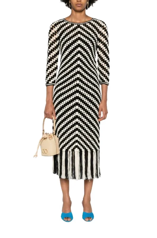 Crazy Discounts, Hurry Up Halliday Hand Crochet Dress In Chevron